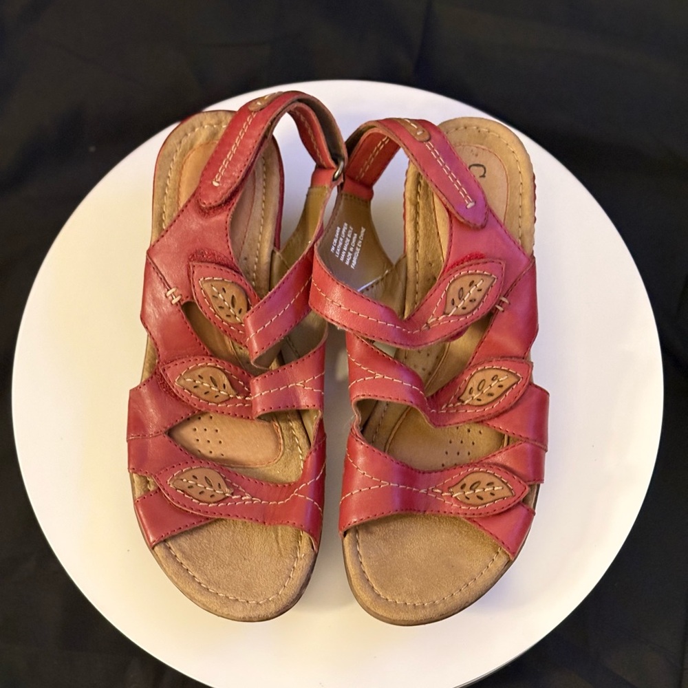 Cobb Hill Women's Red Sandals Size 7